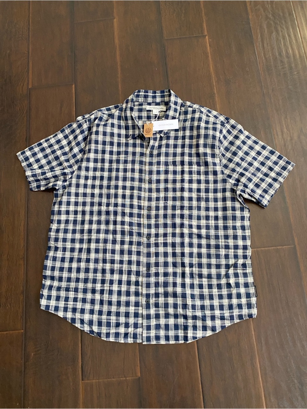 New with tag Outerknown 100% cotton lightweight shirt men’s size XL
